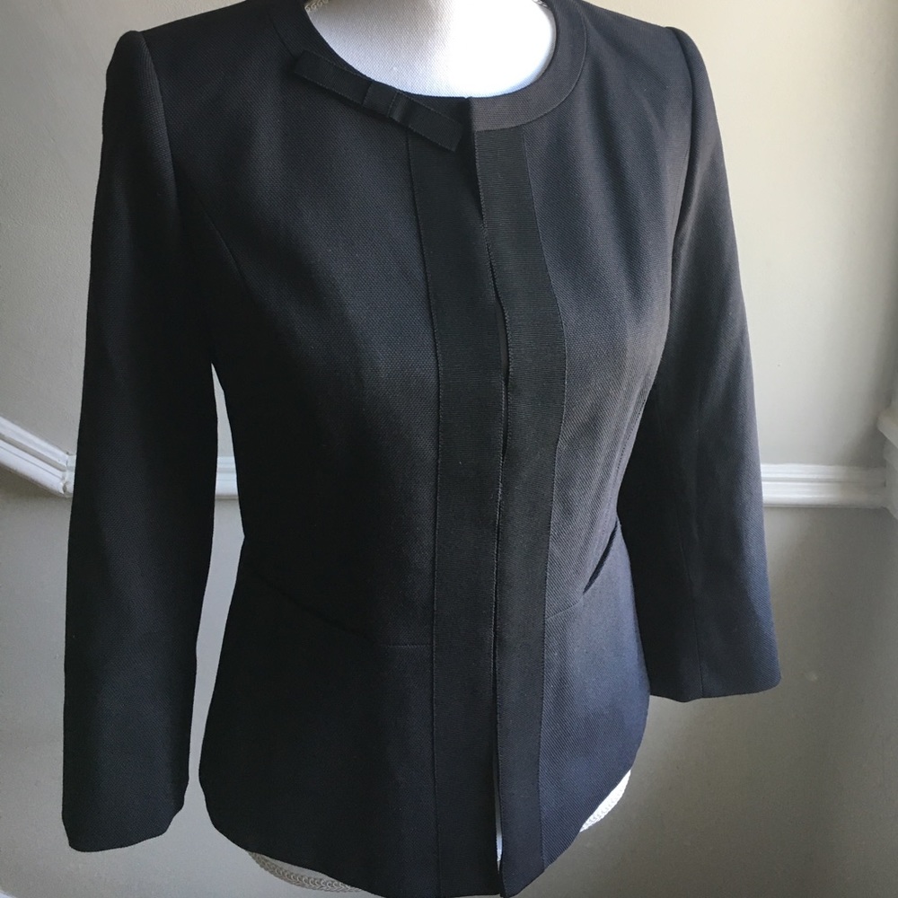 Louis Vuitton fitted jacket sz 4/6 no label EUC